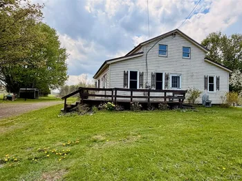 671 County Route 3, Granby, NY 13069