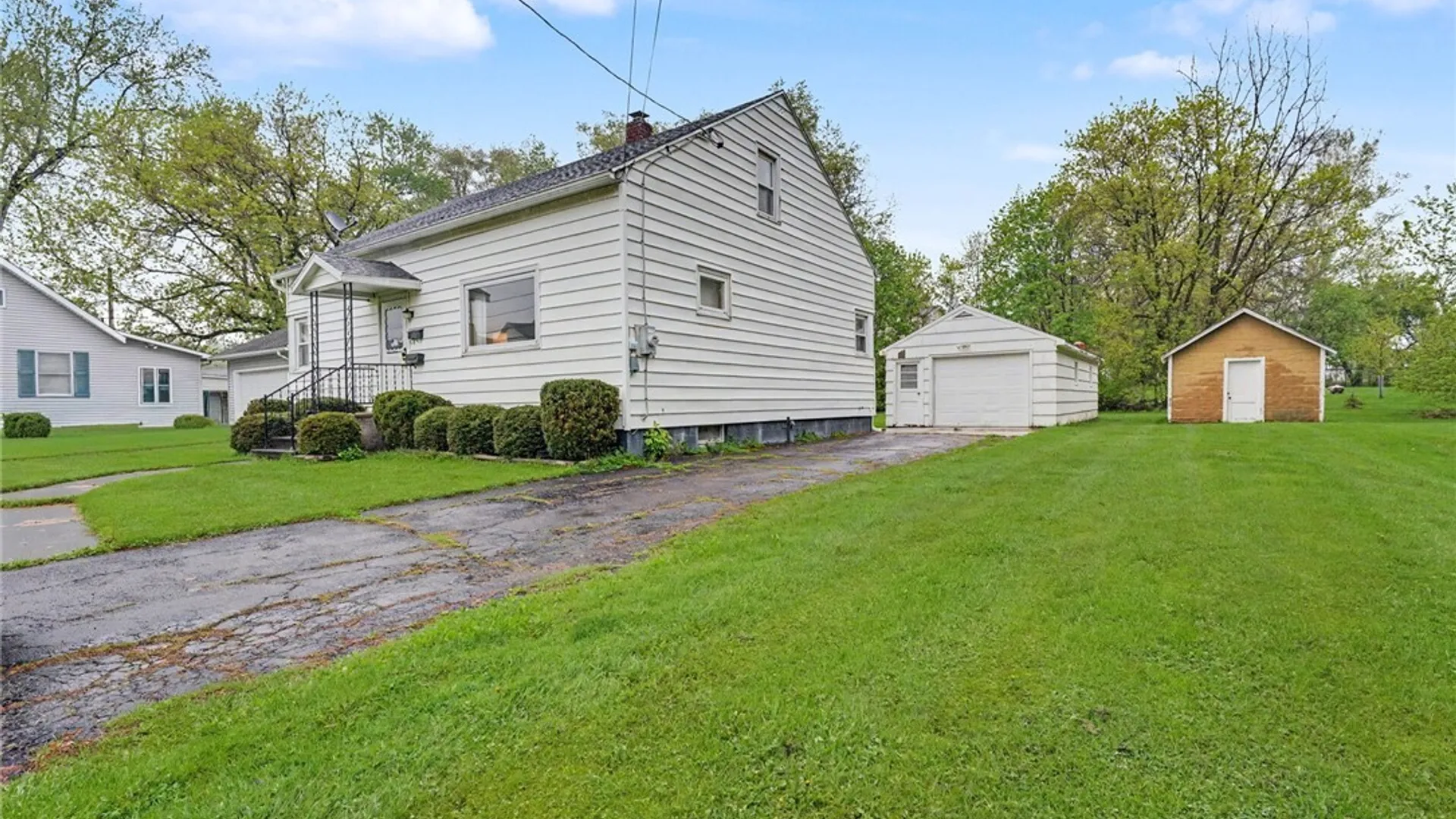 Property at 324 Queen Street, Olean, NY 14760 3