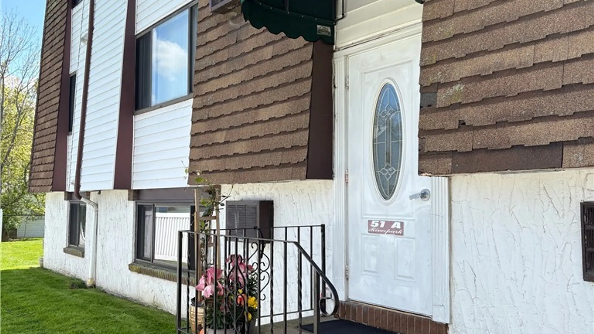 Property at 51 86th Street, Niagara Falls, NY 14304 6