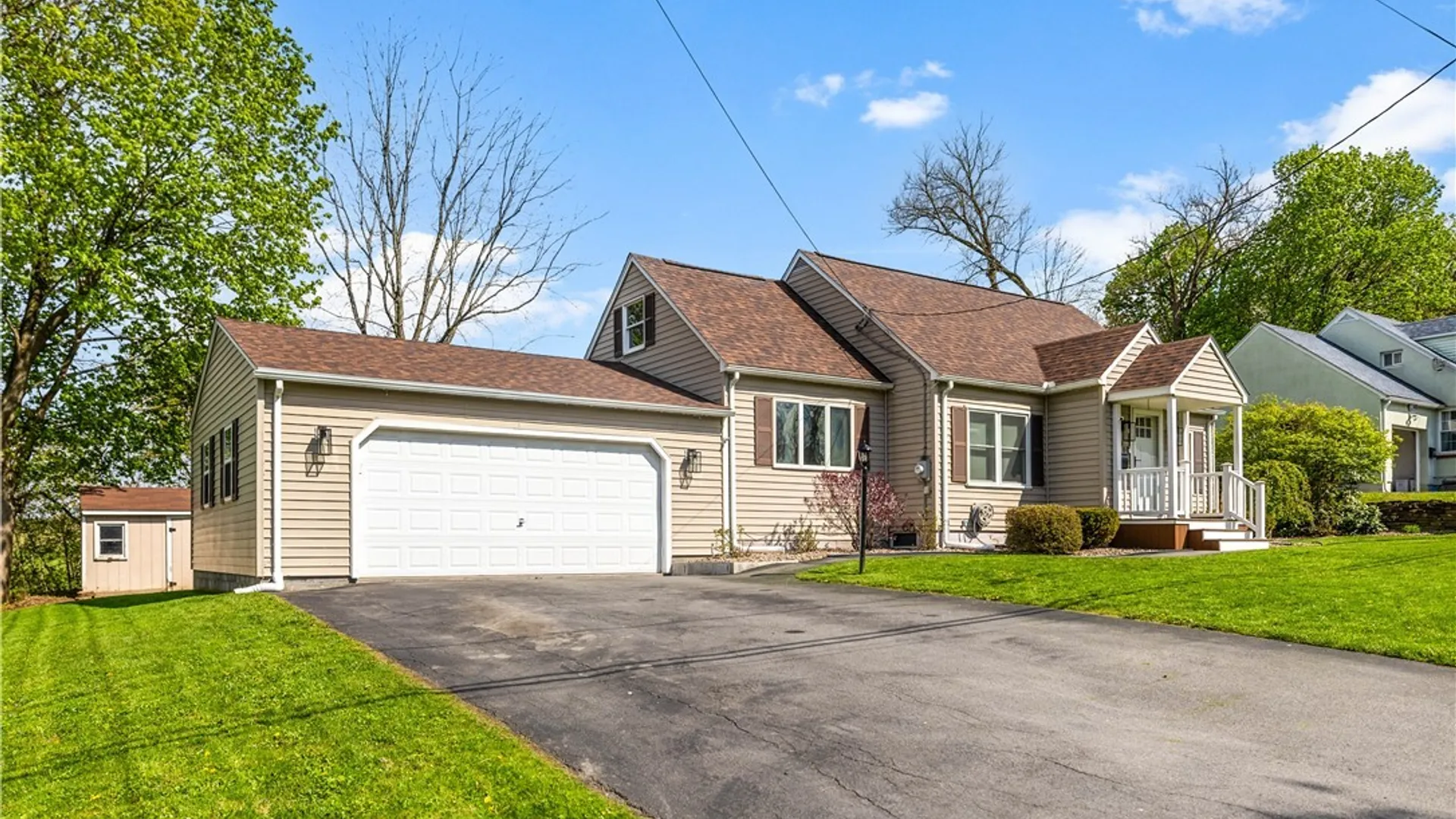 Property at 30 Allman Pl, New Hartford, NY 13413 41