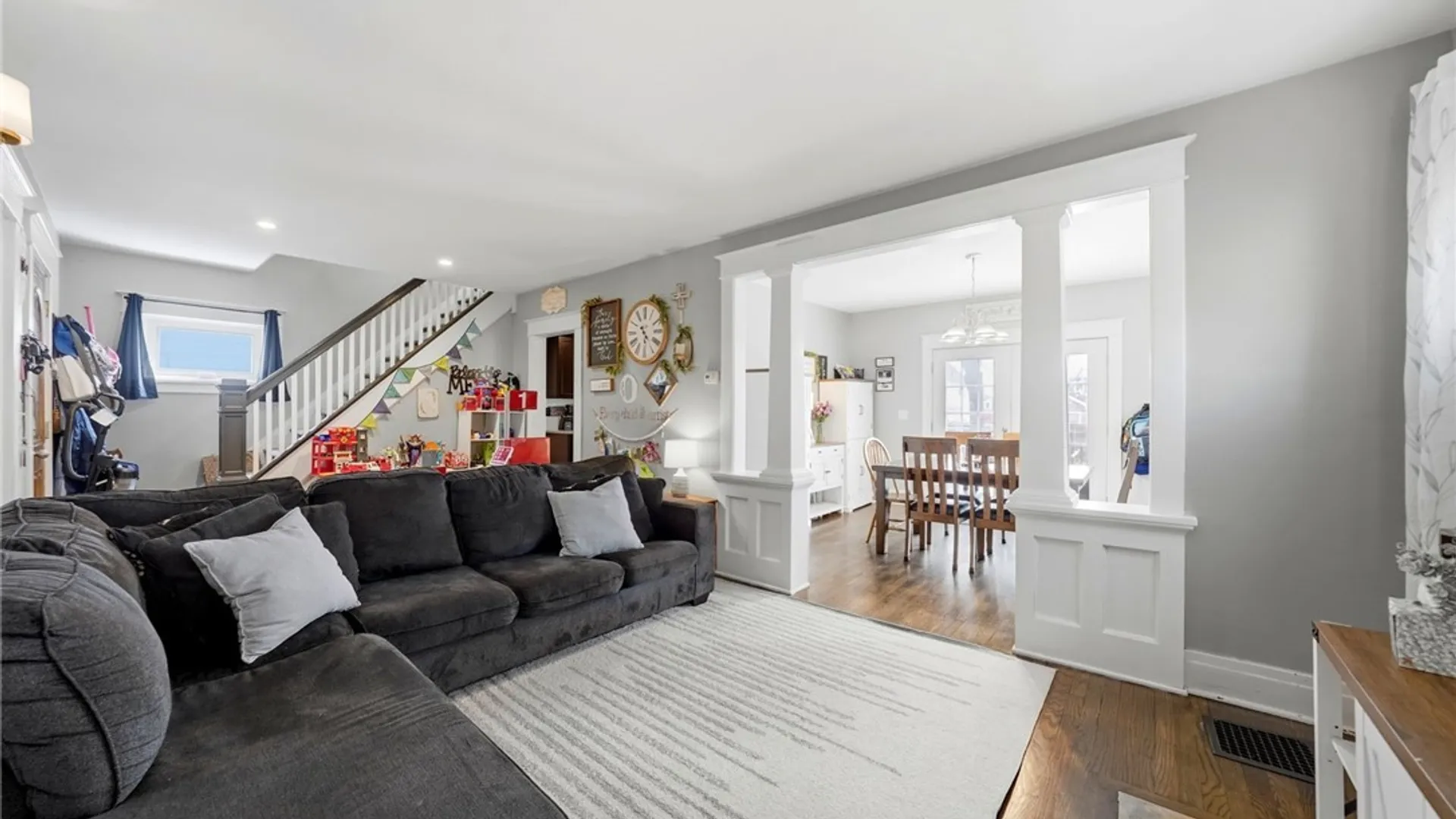 Property at 41 Woodlawn Avenue, Lancaster, NY 14086 12