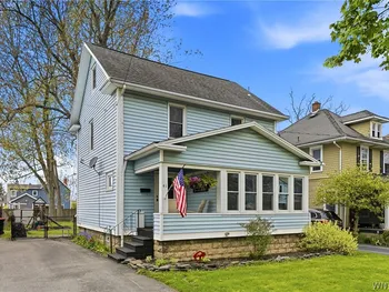 Property at 41 Woodlawn Avenue, Lancaster, NY 14086