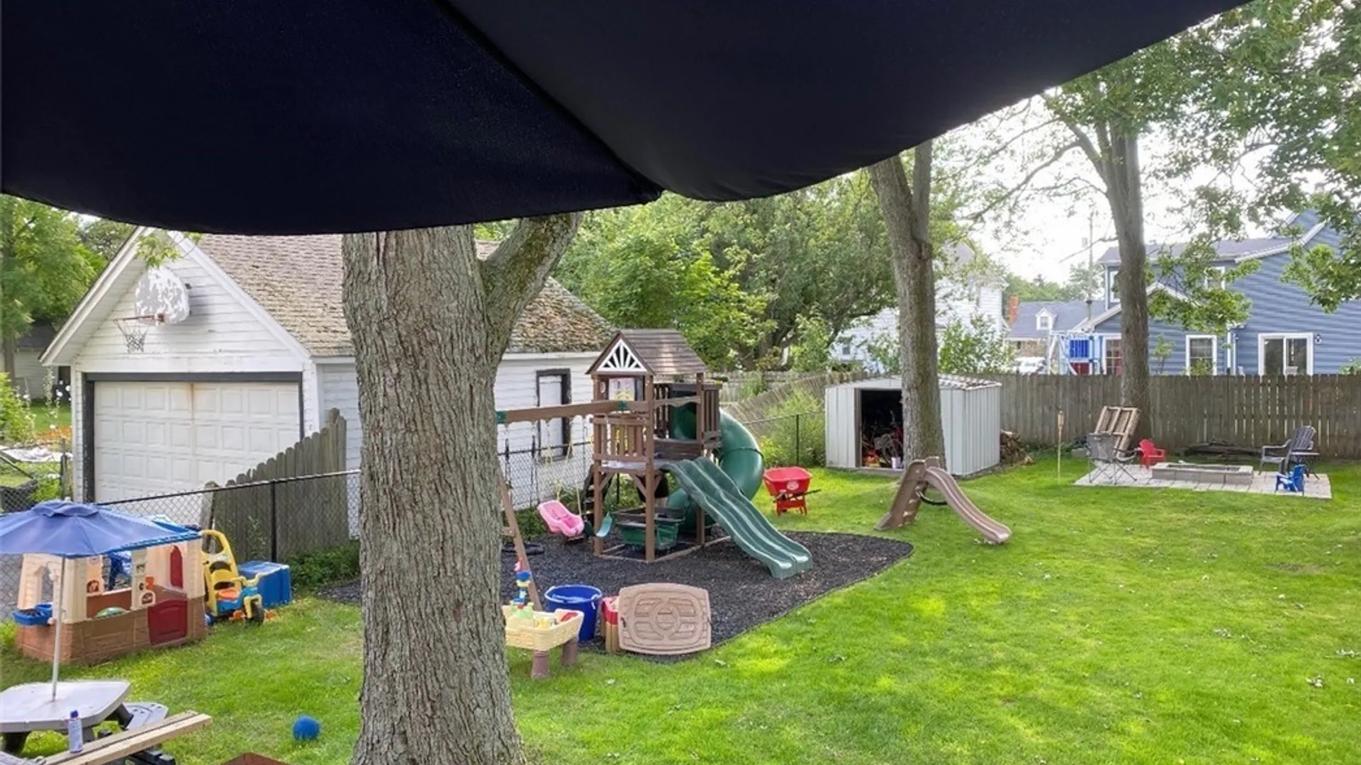 Property at 41 Woodlawn Avenue, Lancaster, NY 14086 37