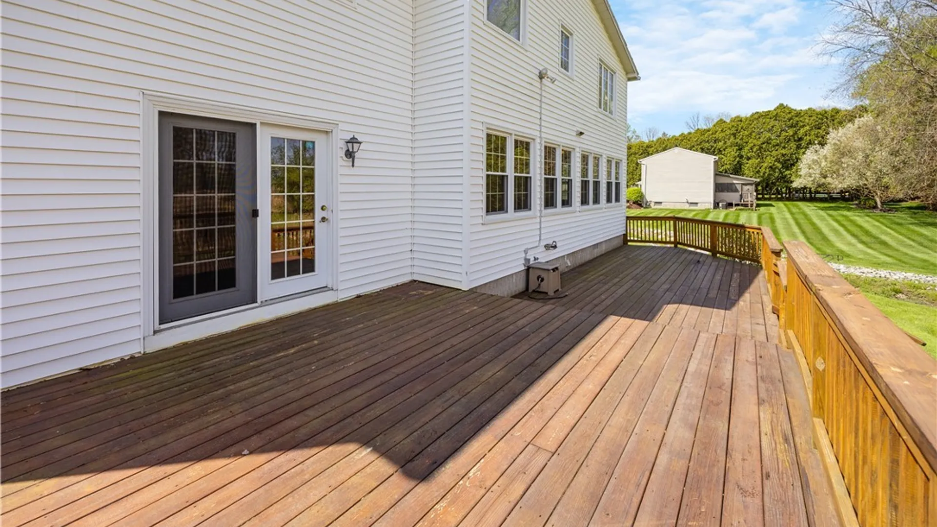 Property at 7626 Sandy Lane, Clay, NY 13212 5