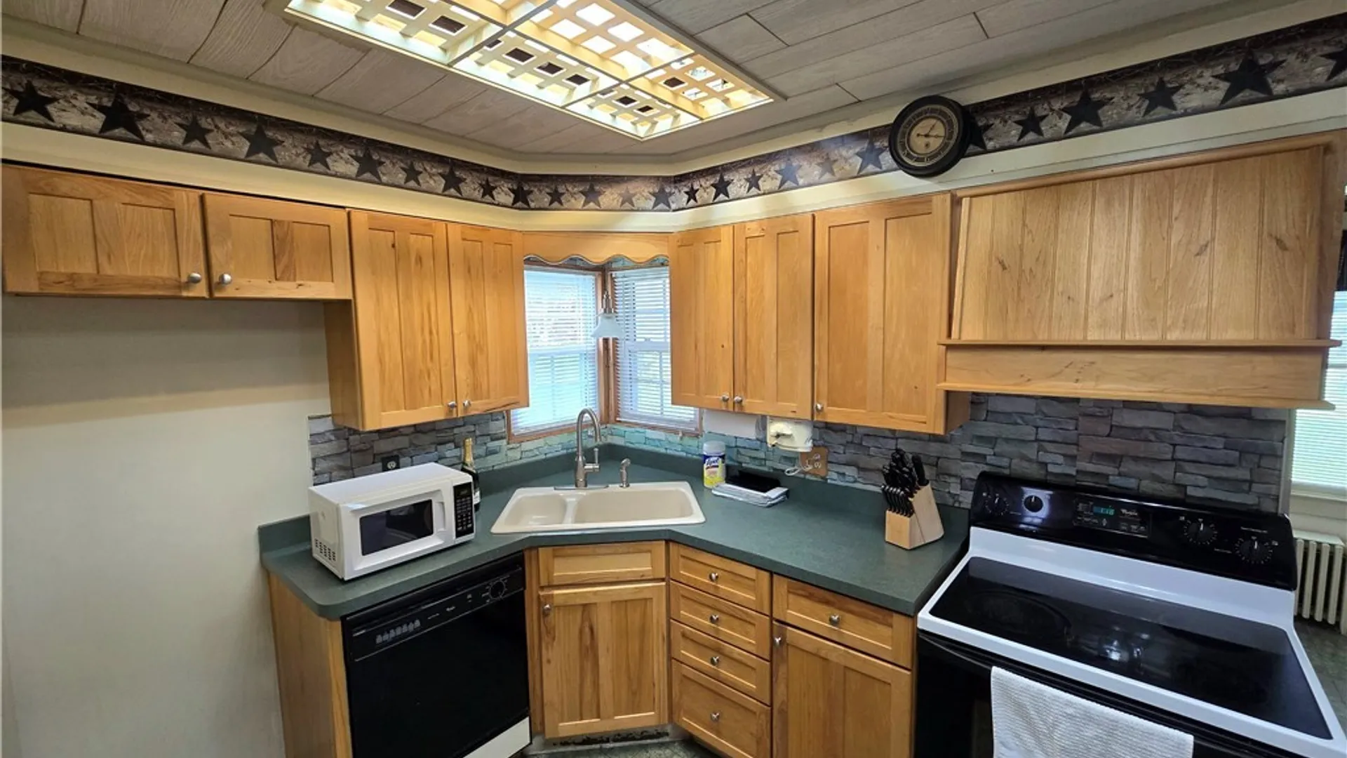Property at 129 Main Street, Eldred, PA 16731 18
