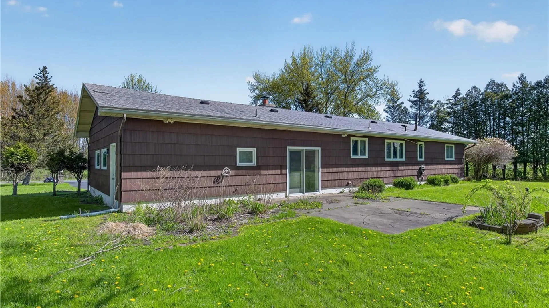 Property at 6590 Badgley Rd, DeWitt, NY 13057 37