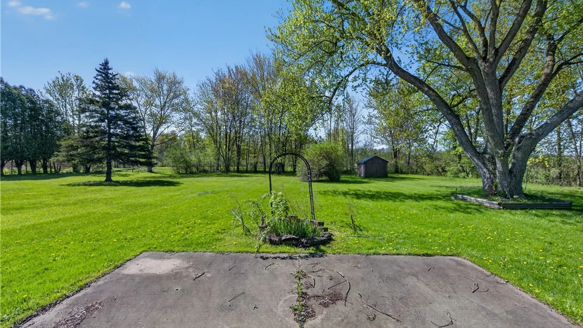 Property at 6590 Badgley Rd, DeWitt, NY 13057 38