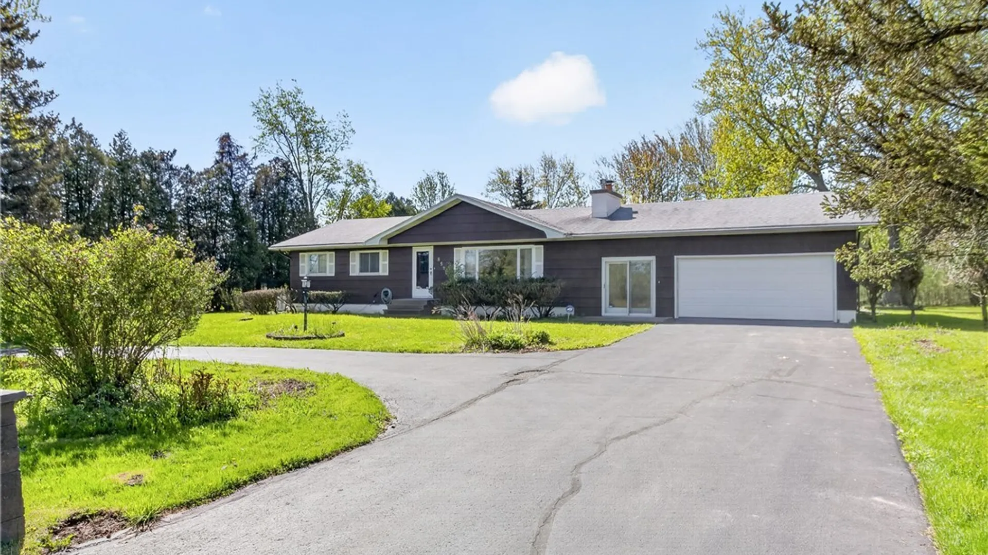 Property at 6590 Badgley Rd, DeWitt, NY 13057 40