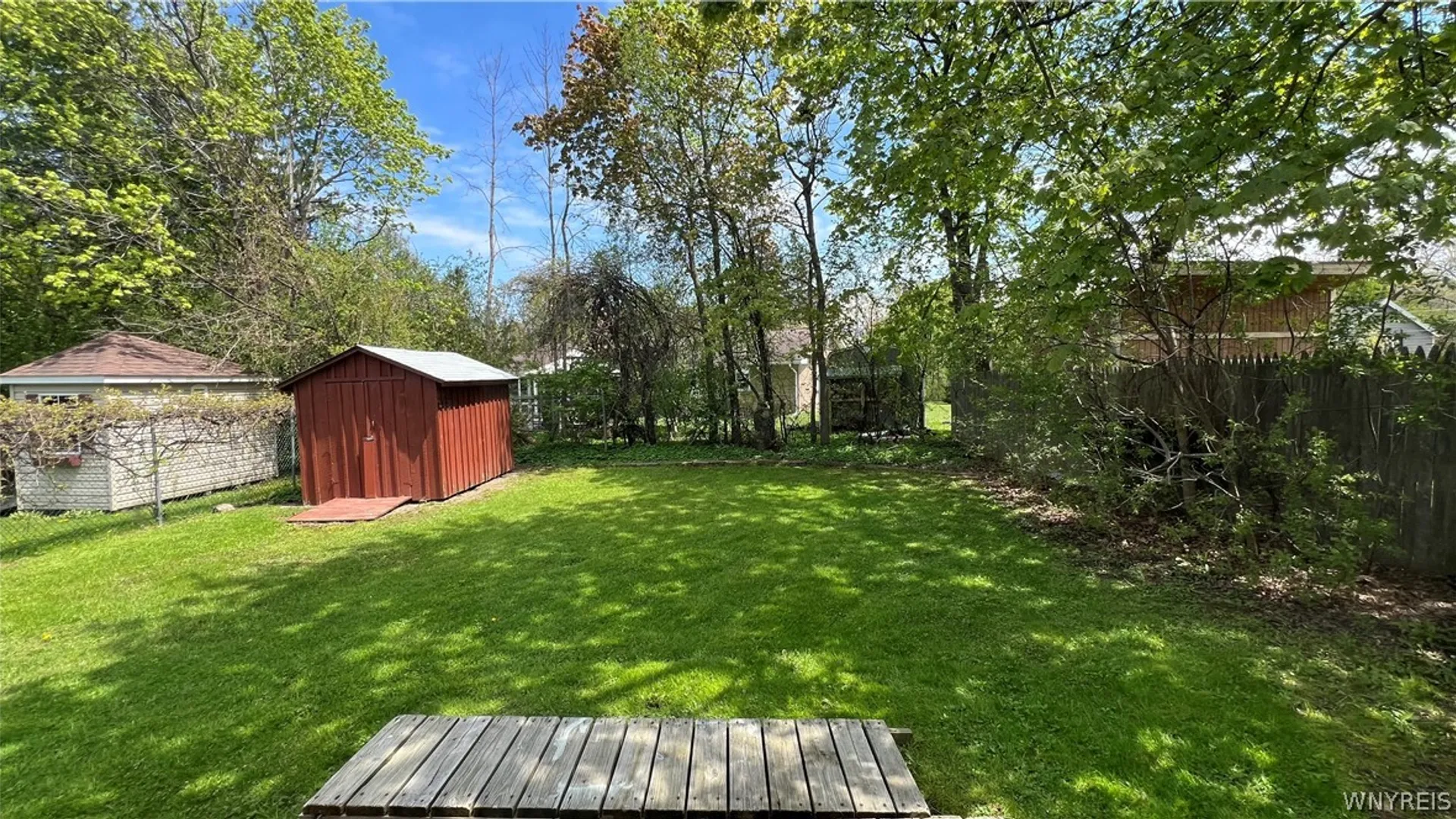 Property at 5707 East Lane, Hamburg, NY 14085 4