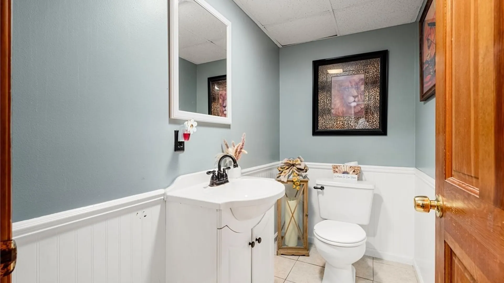 Property at 129 Seward Avenue, Utica, NY 13502 14