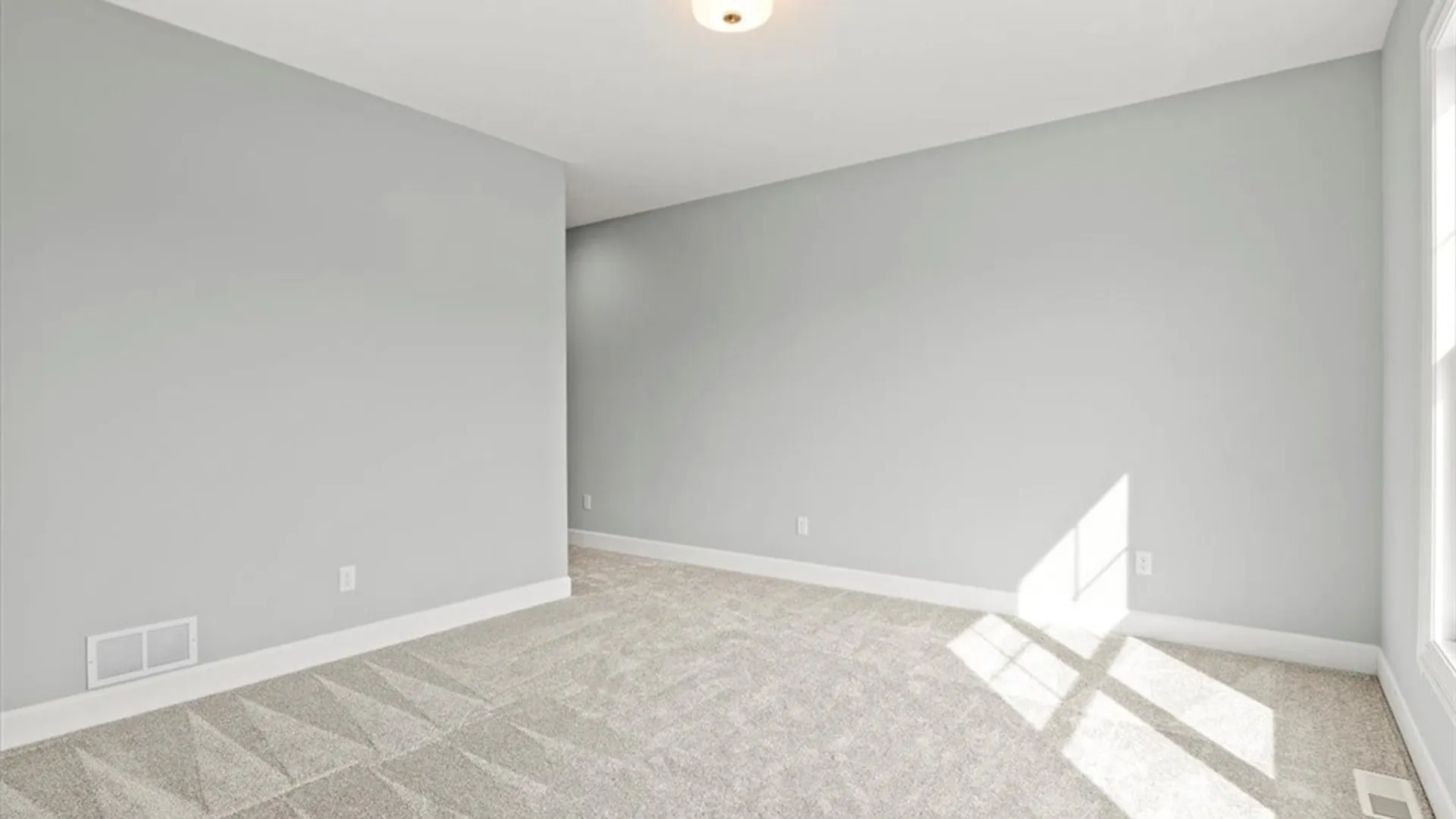 Property at 115 Cedarway Circle, Webster, NY 14580 12