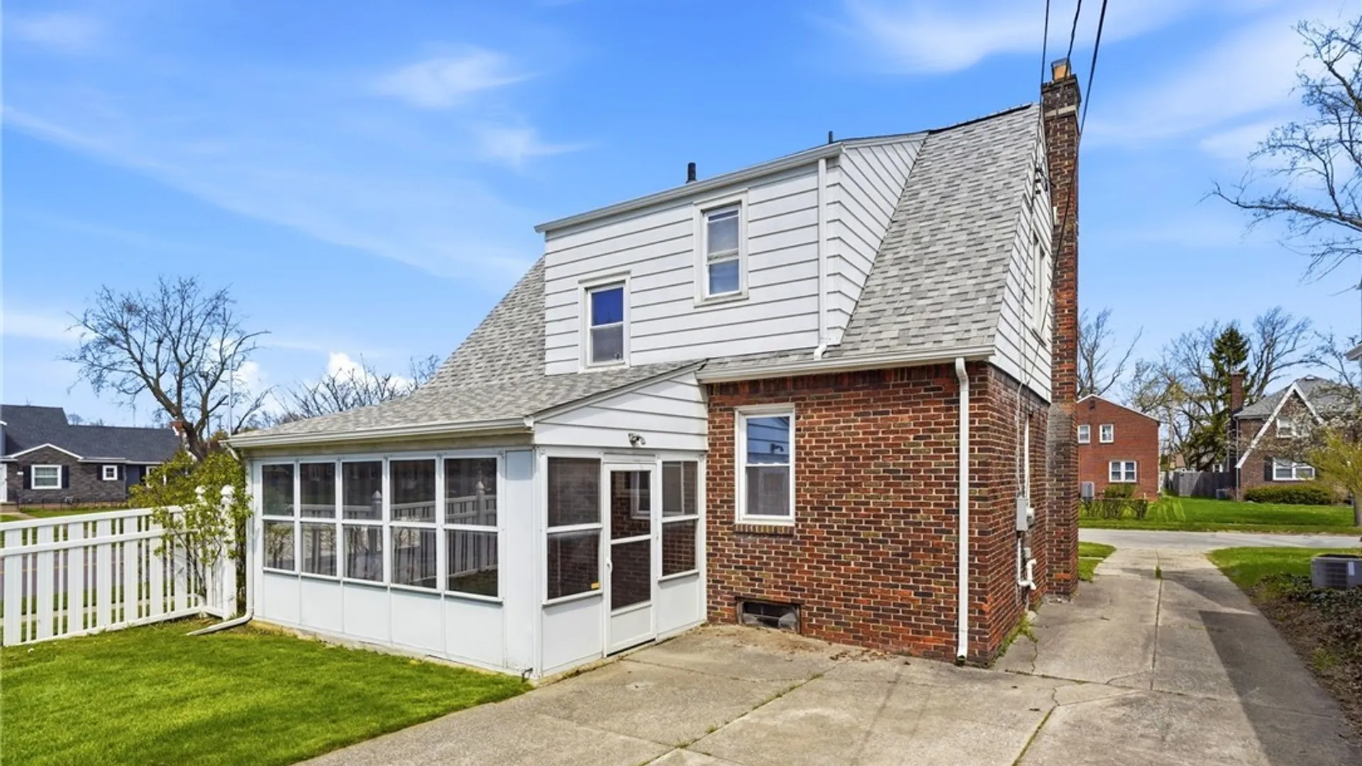Property at 1 Colvinhurst Drive, Tonawanda, NY 14223 47