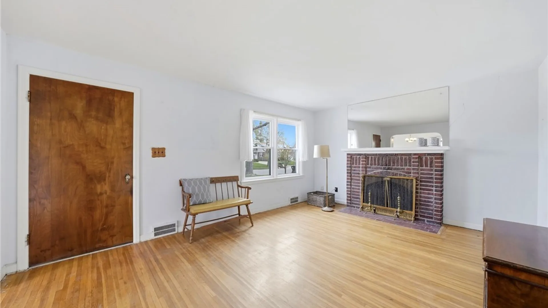 Property at 1 Colvinhurst Drive, Tonawanda, NY 14223 8