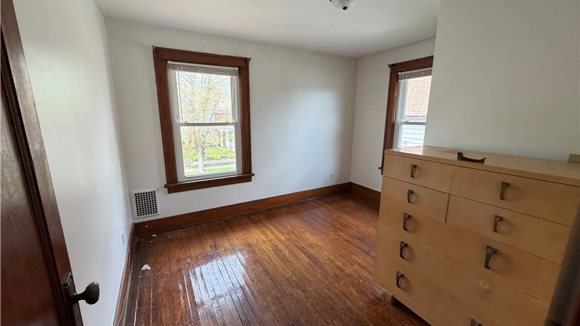 Property at 3915 Deveaux Street, Niagara Falls, NY 14305 12
