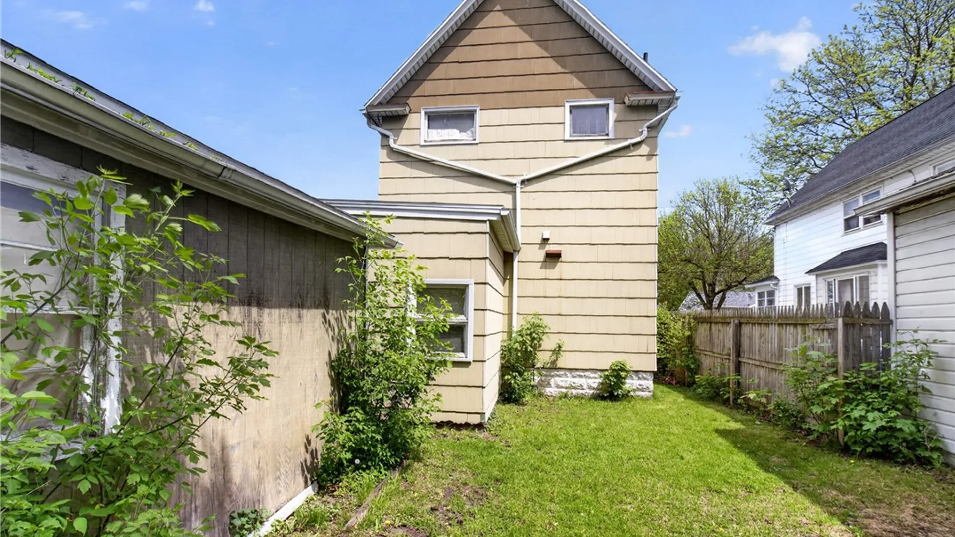 Property at 365 Glide Street, Rochester, NY 14611 3