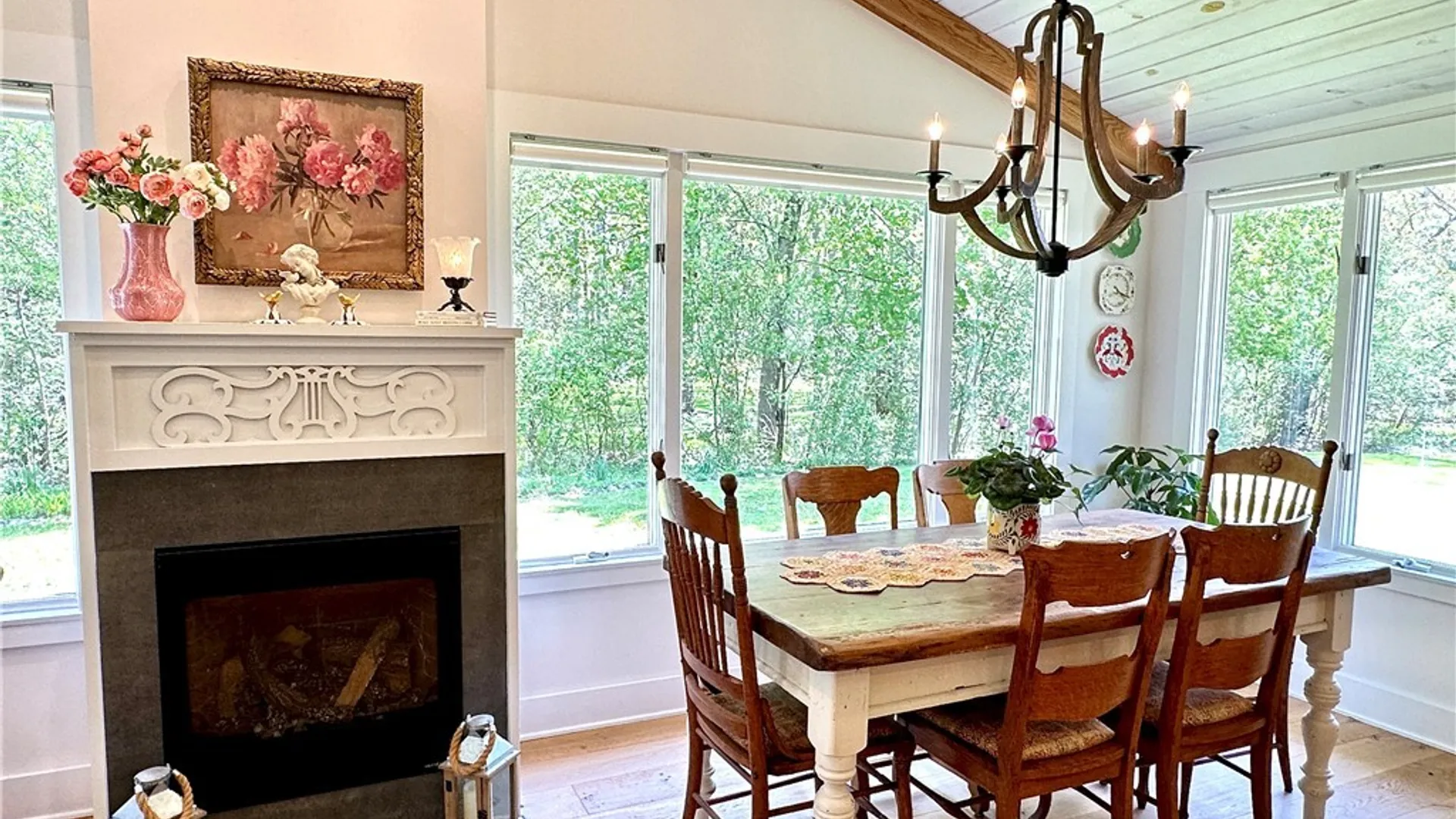 Property at 216 Treehaven Drive, Aurora, NY 14052 16