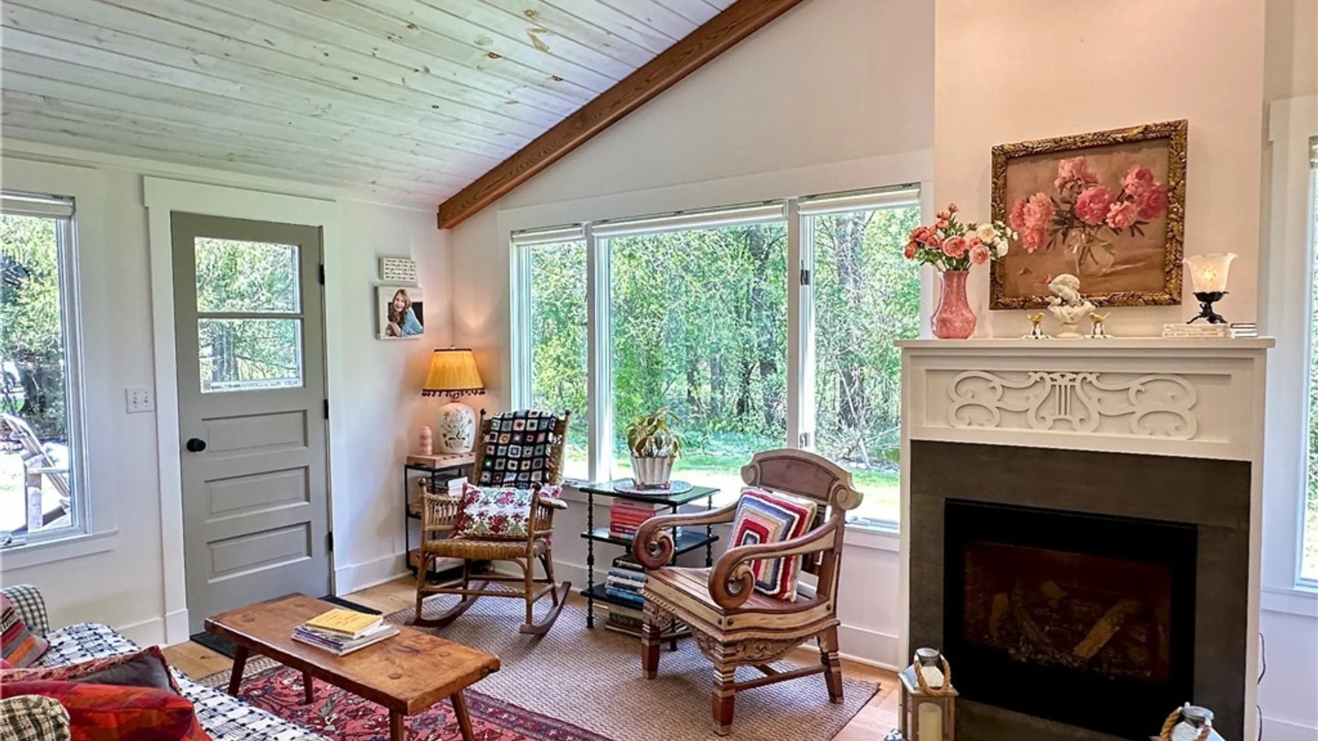 Property at 216 Treehaven Drive, Aurora, NY 14052 17
