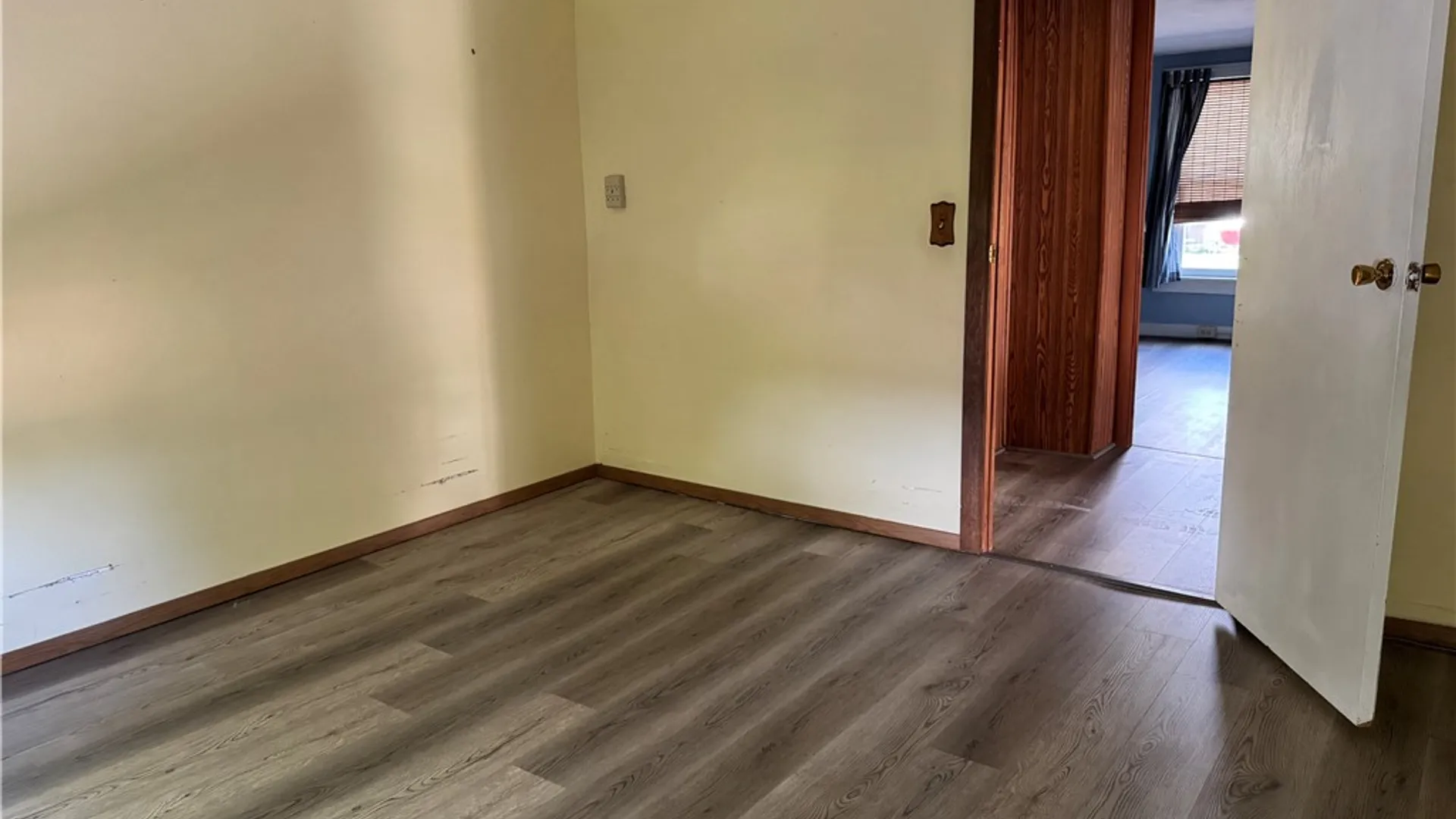 Property at 94 Oakwood Avenue, Elmira, NY 14903 15