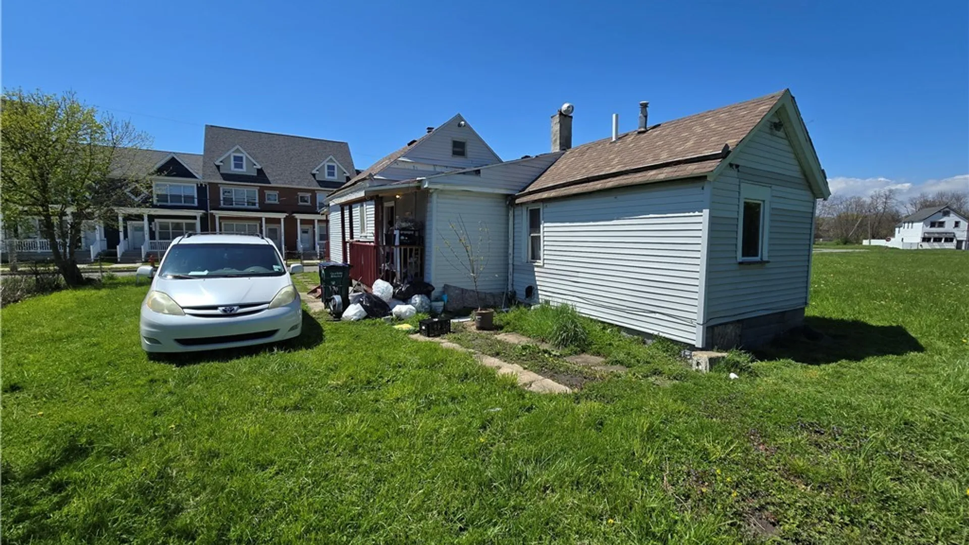 Property at 219 Grey Street, Buffalo, NY 14211 4