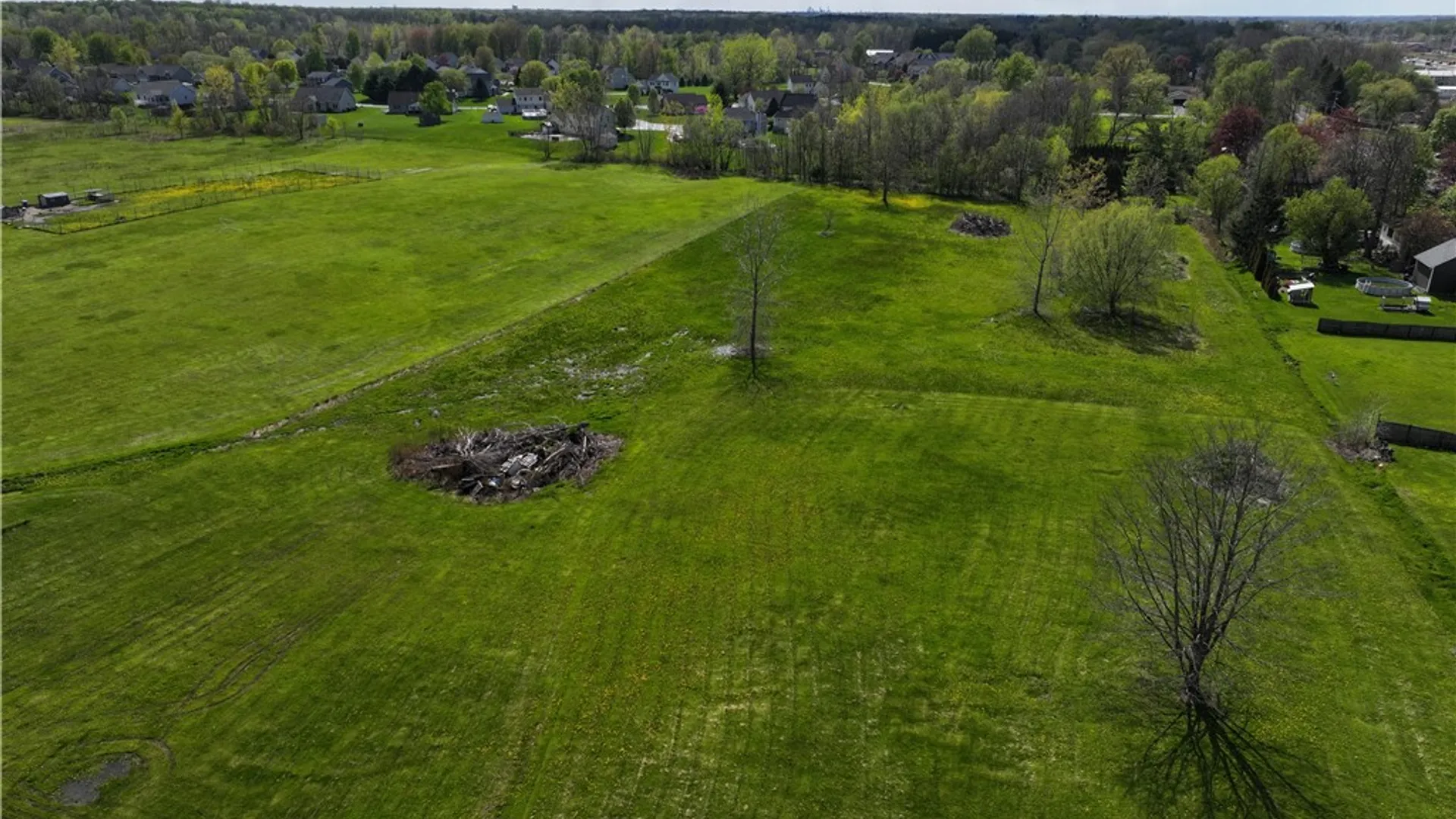 Property at 6195 Lincoln Road, Ontario, NY 14519 2