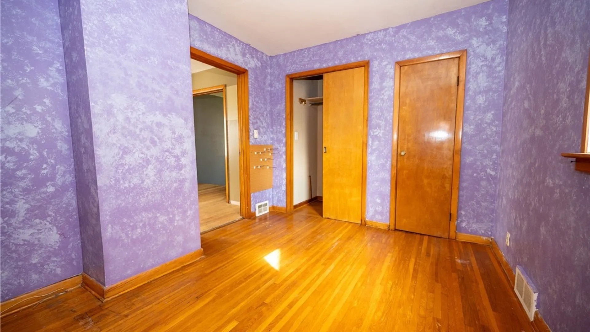 Property at 233 Olmstead Avenue, Lancaster, NY 14043 11