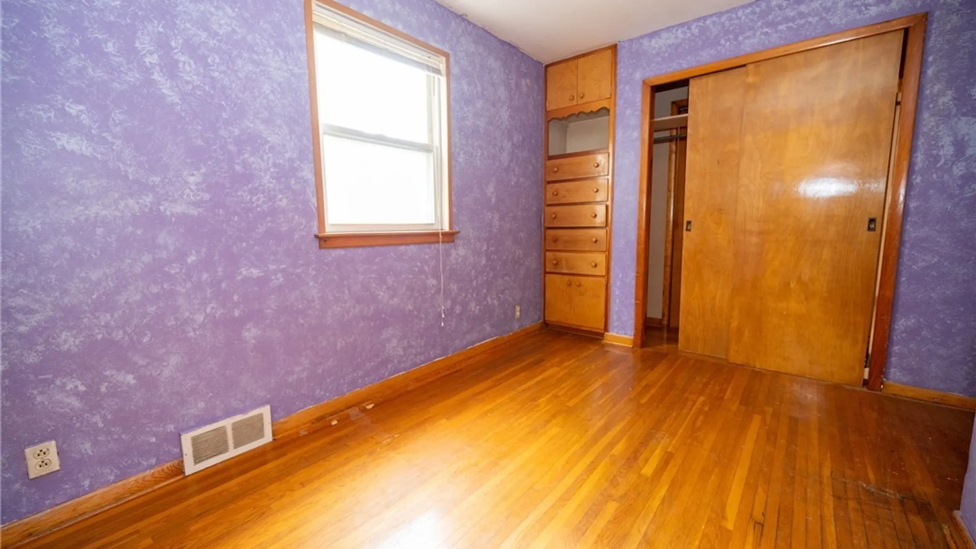 Property at 233 Olmstead Avenue, Lancaster, NY 14043 12