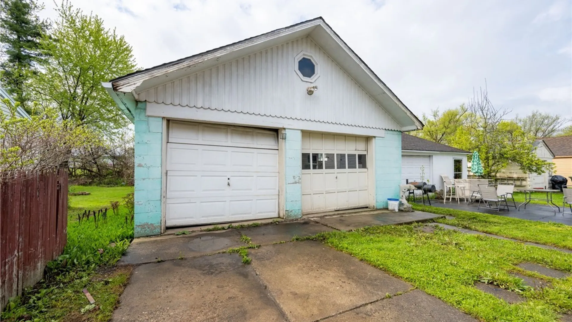 Property at 233 Olmstead Avenue, Lancaster, NY 14043 28