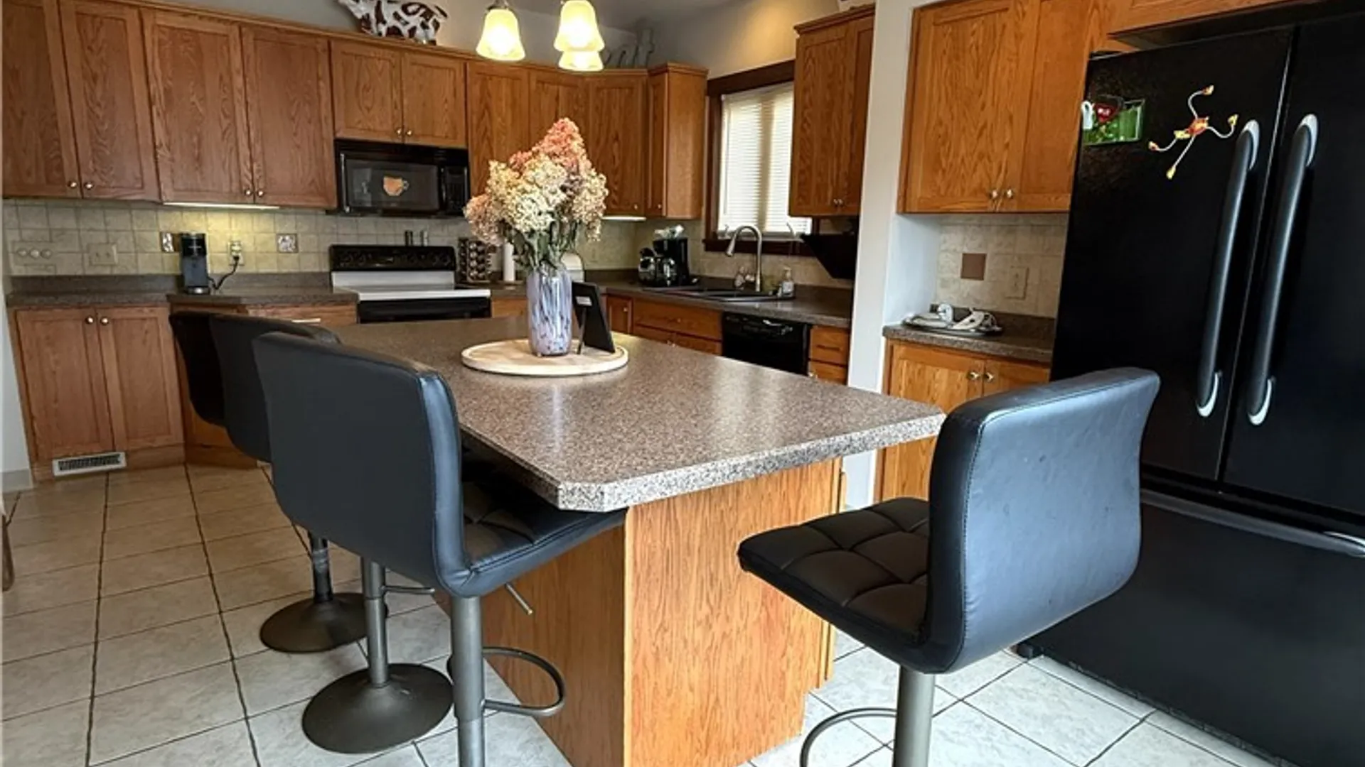 Property at 133 Curtis Place, Auburn, NY 13021 9