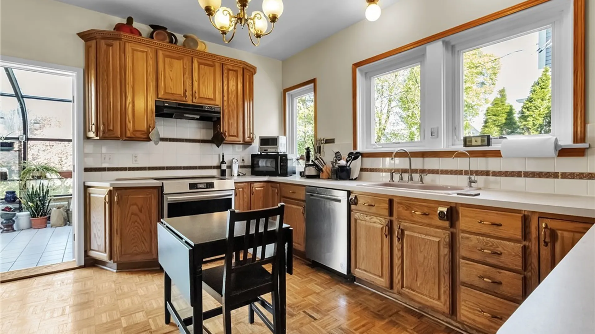 Property at 316 Woodward Avenue, Buffalo, NY 14214 12