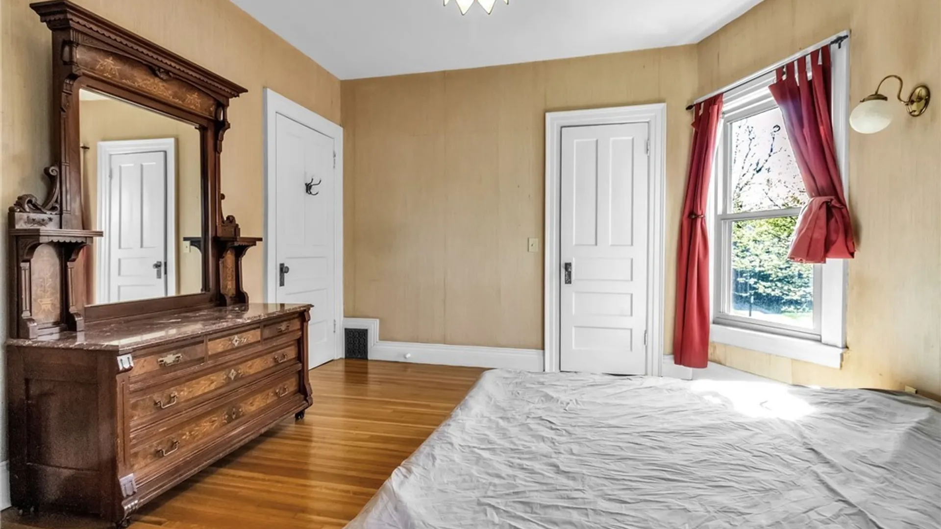 Property at 316 Woodward Avenue, Buffalo, NY 14214 21