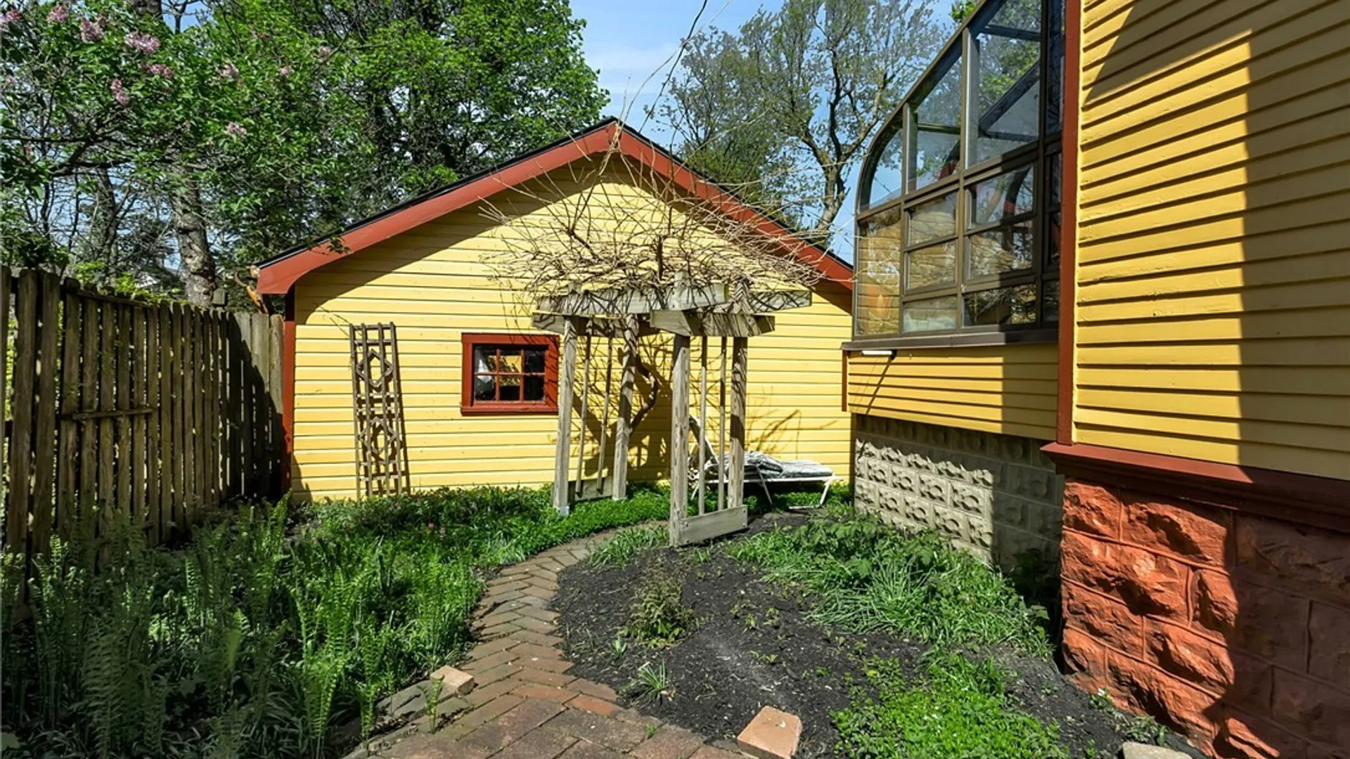 Property at 316 Woodward Avenue, Buffalo, NY 14214 37