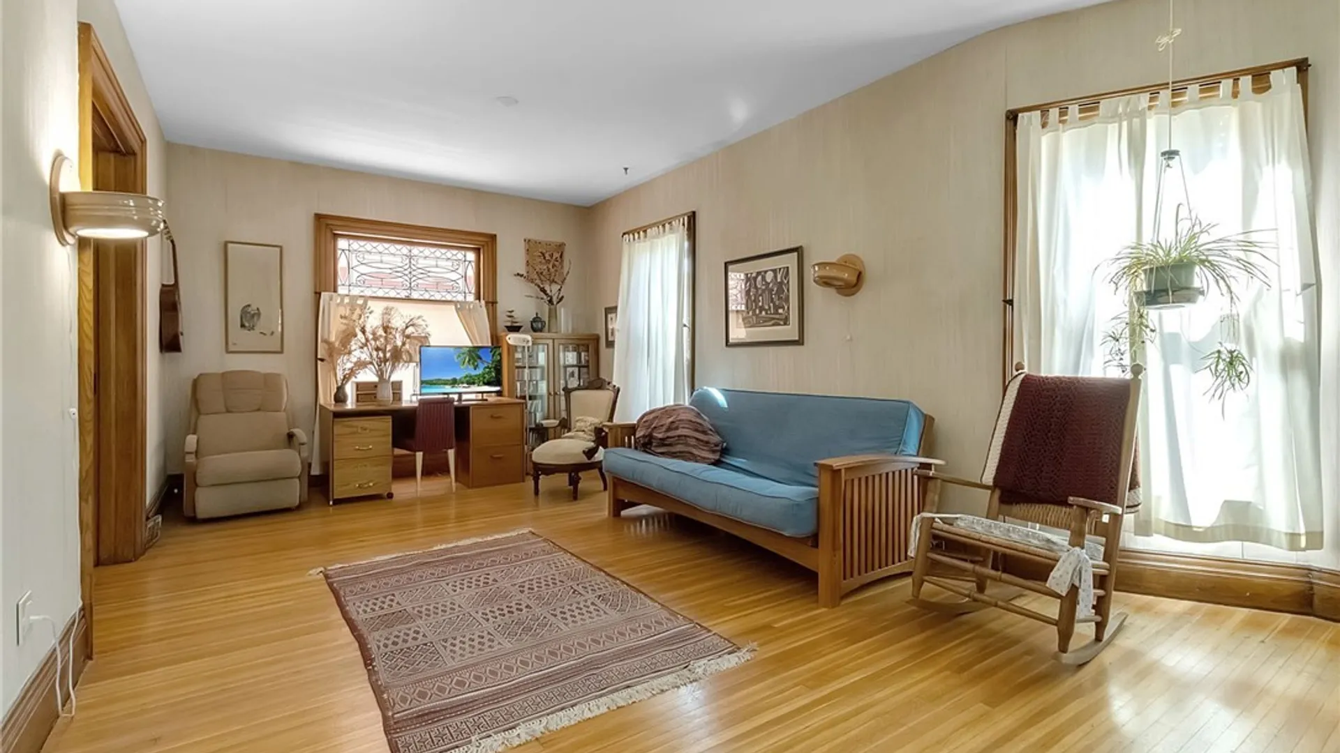 Property at 316 Woodward Avenue, Buffalo, NY 14214 5