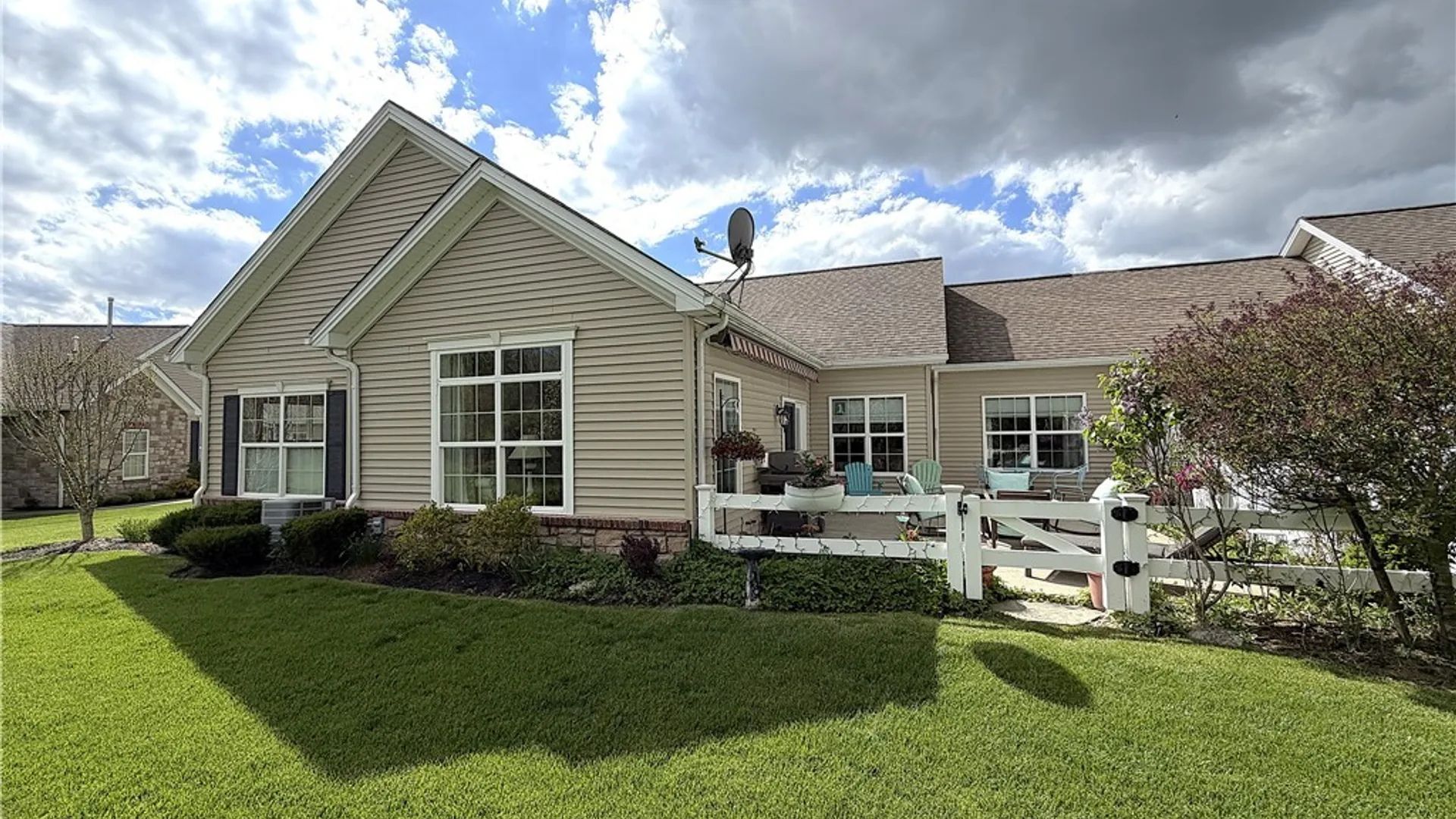Property at 5683 Ferncrest Drive, Clarence, NY 14032 32
