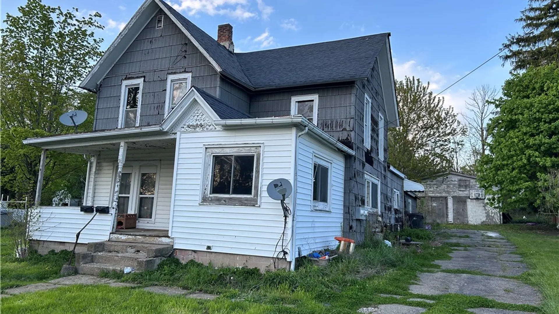 Property at 23 Oak Street, Hanover, NY 14136 2