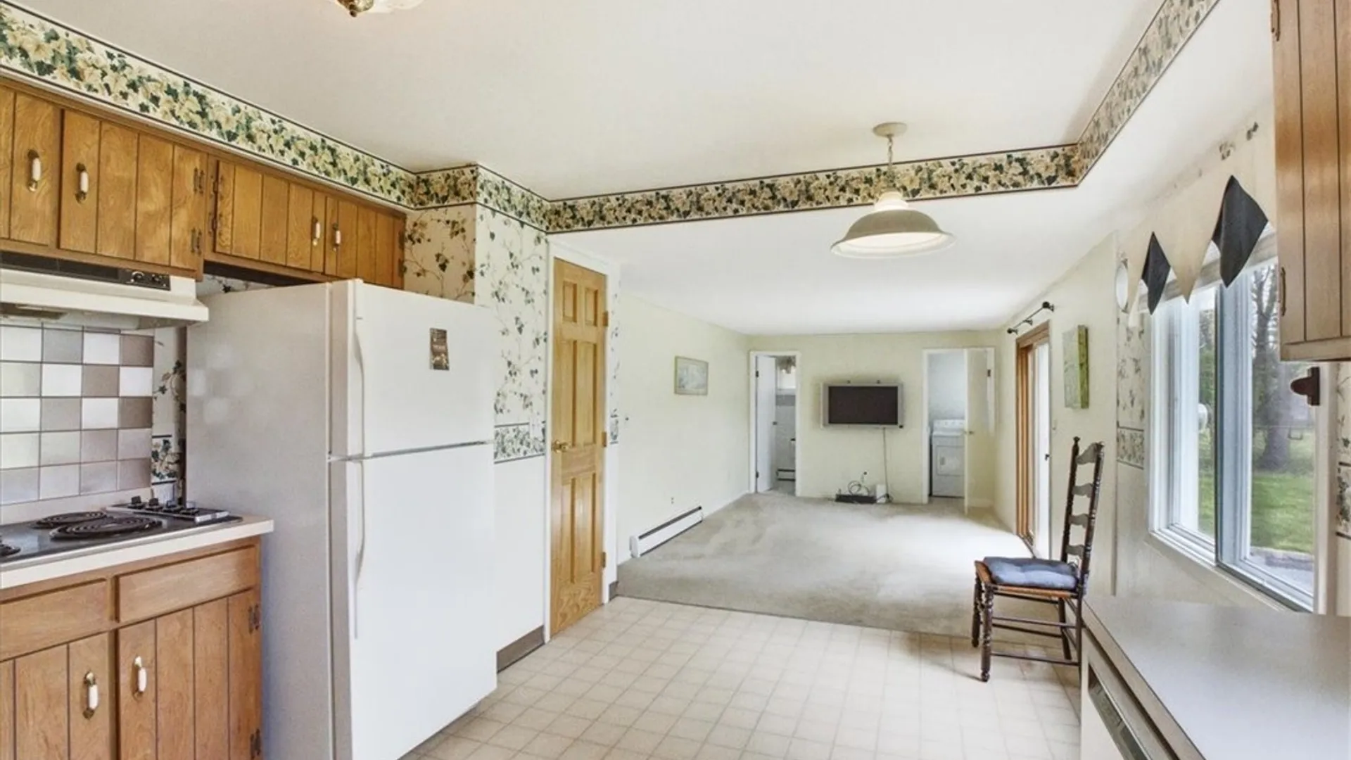 Property at 77 Willow Lane, Amherst, NY 14228 17
