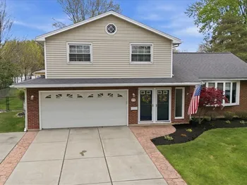 Property at 77 Willow Lane, Amherst, NY 14228