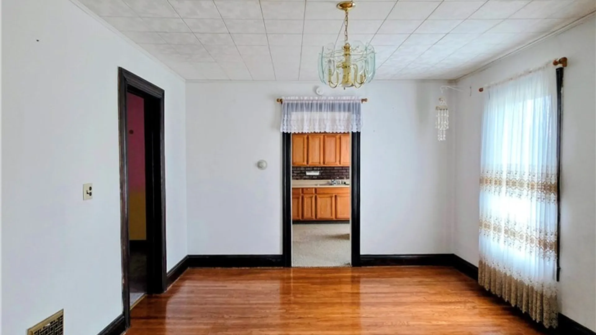 Property at 1007 Morris, Utica, NY 13501 35