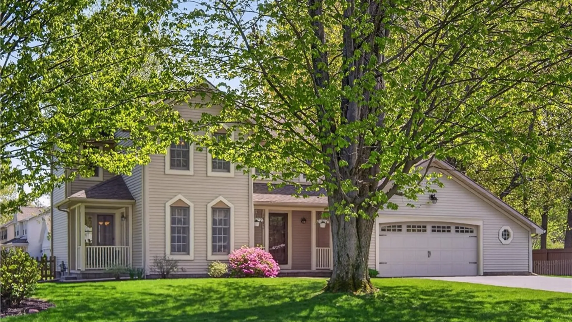 Property at 1083 Macintosh Drive, Greece, NY 14626 3