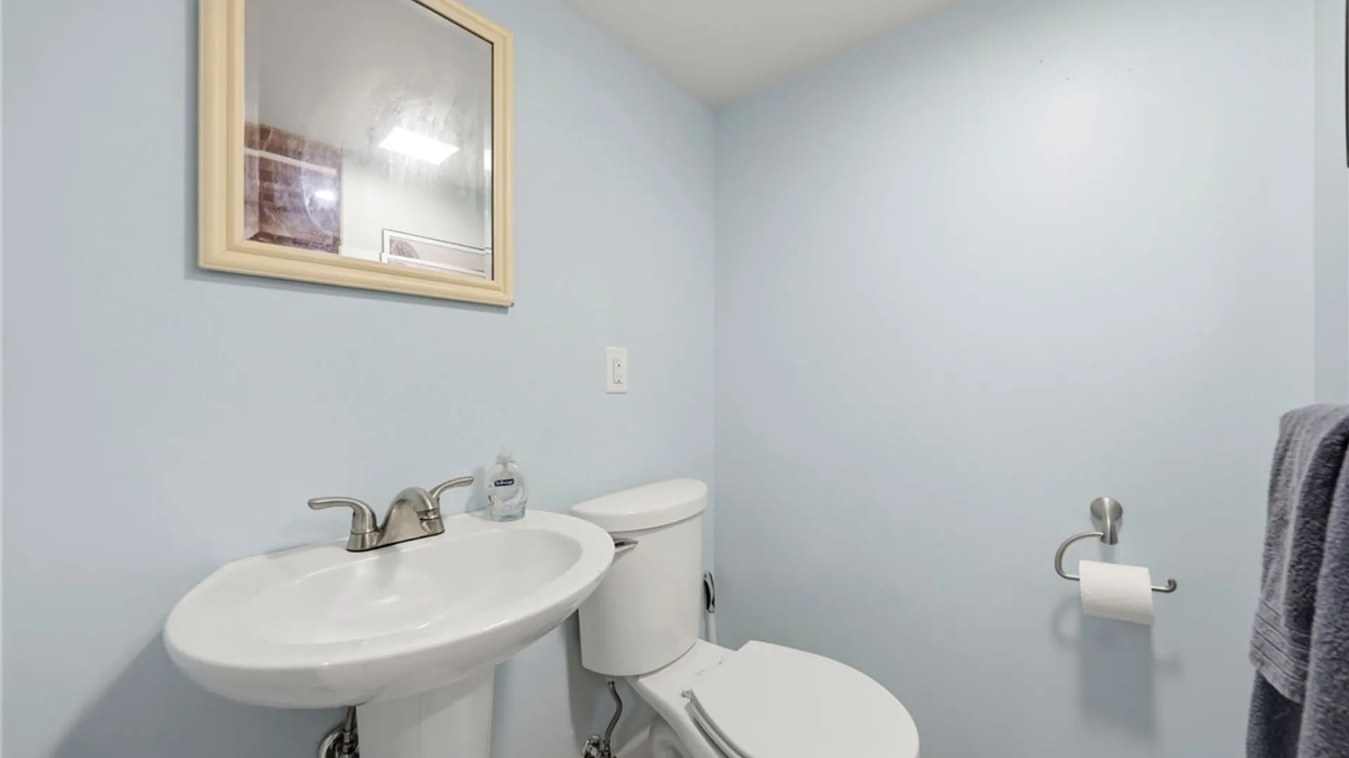 Property at 211 Fairfield Avenue, Tonawanda, NY 14223 26