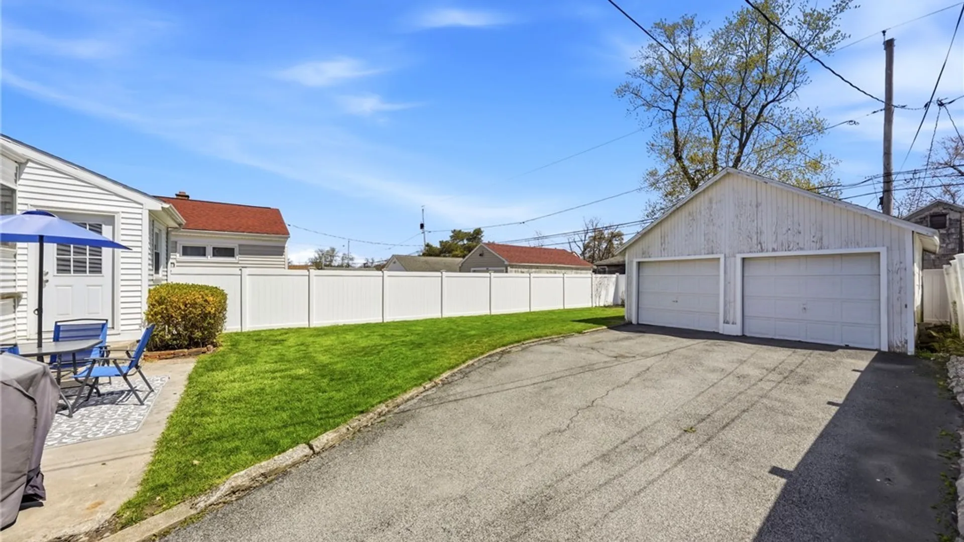 Property at 211 Fairfield Avenue, Tonawanda, NY 14223 33