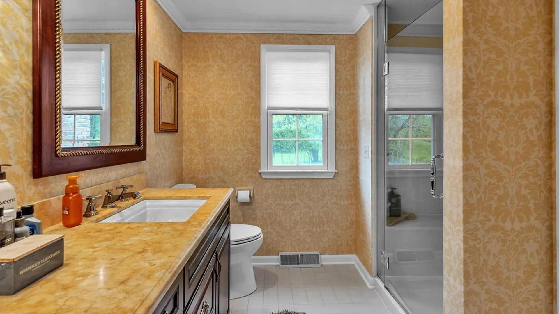 Property at 7 Fox Chapel Drive, Orchard Park, NY 14127 18