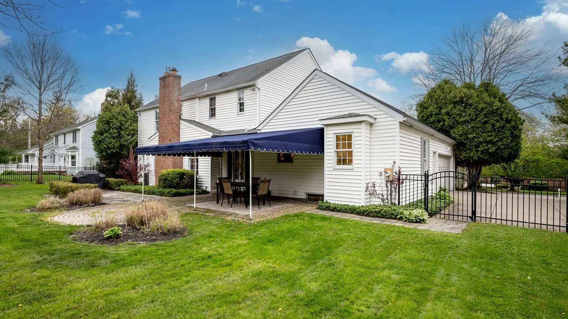 Property at 7 Fox Chapel Drive, Orchard Park, NY 14127 35