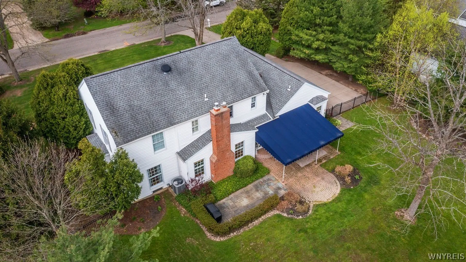 Property at 7 Fox Chapel Drive, Orchard Park, NY 14127 37
