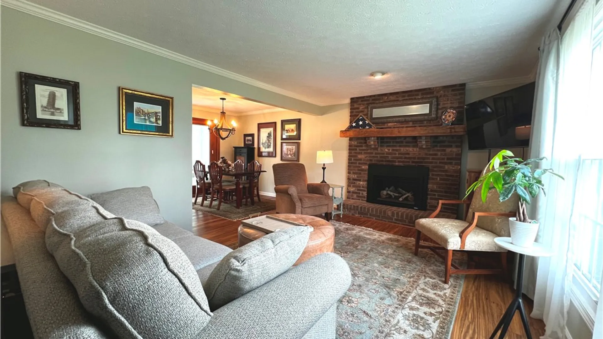 Property at 21 Rolling Meadow Drive, Parma, NY 14468 2