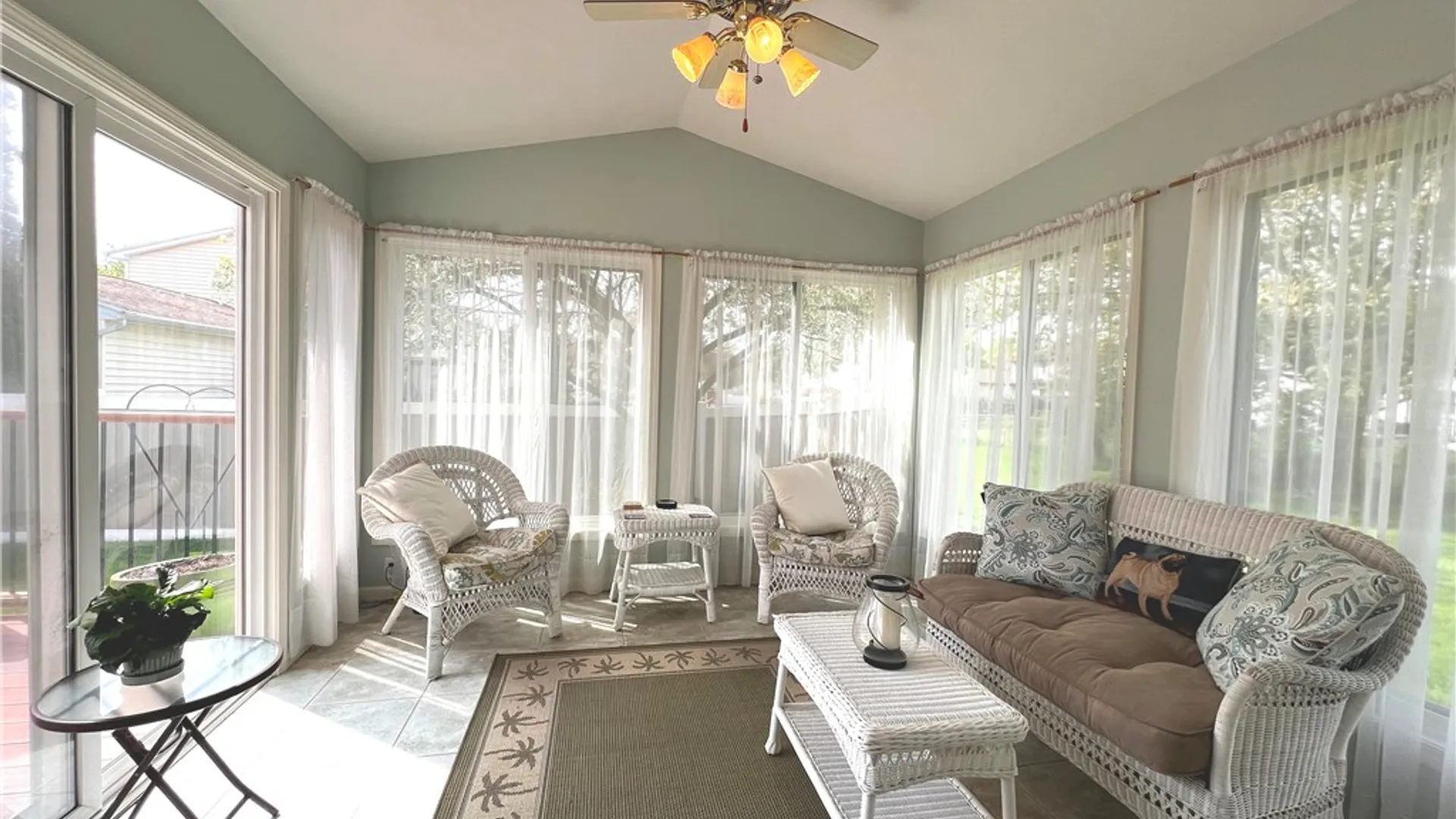 Property at 21 Rolling Meadow Drive, Parma, NY 14468 5