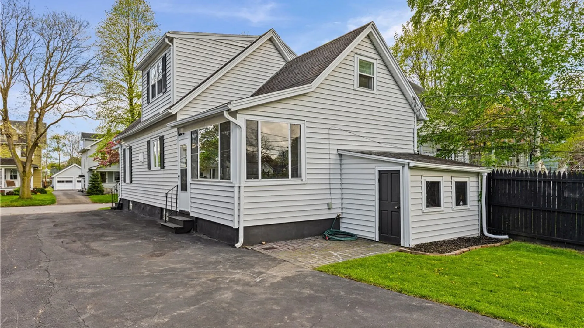 Property at 329 Marion Street, Rochester, NY 14610 27