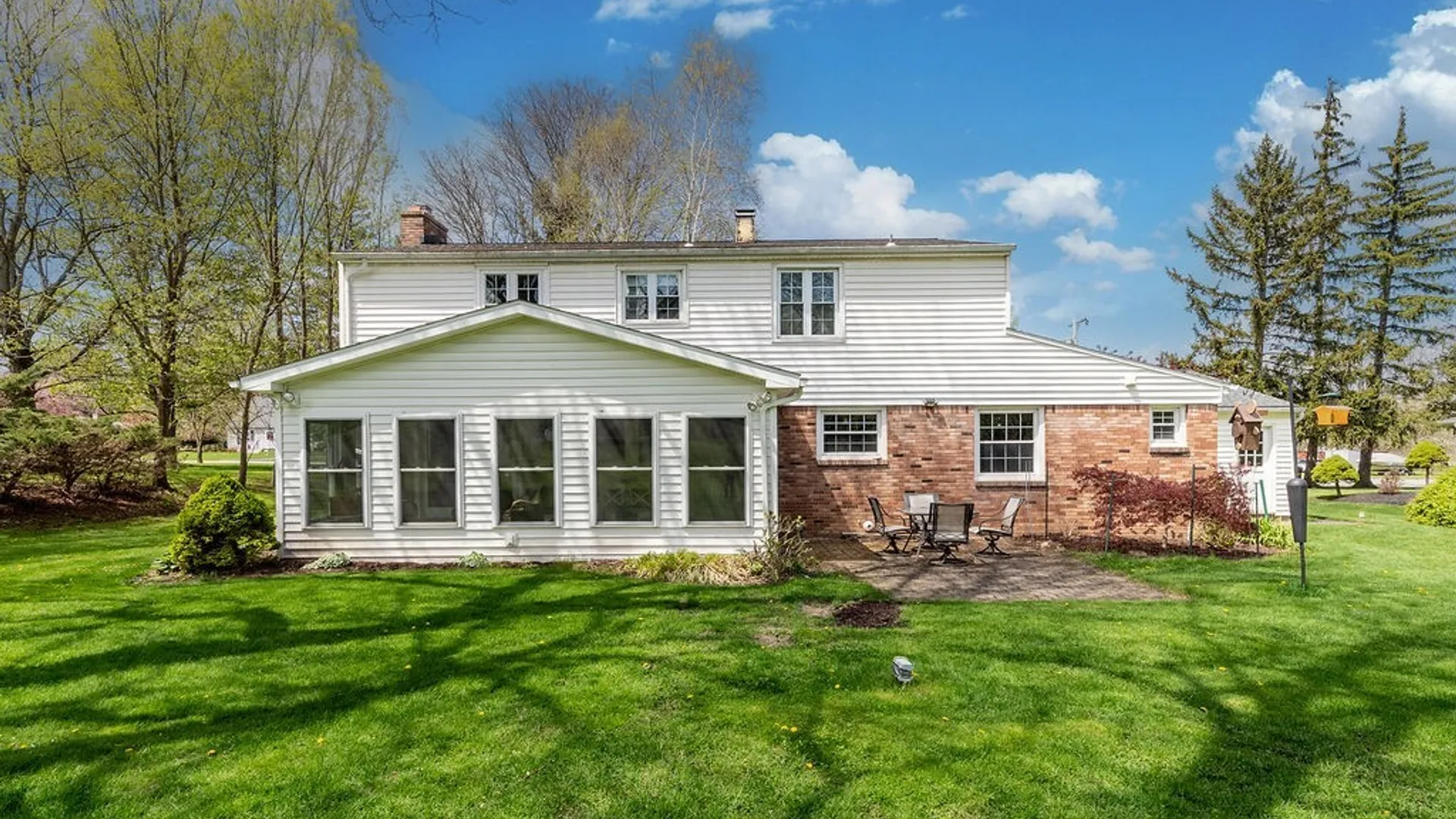 Property at 5225 Brookfield Lane, Clarence, NY 14031 6