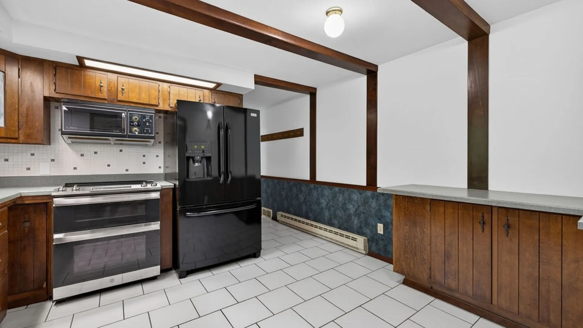 Property at 2403 Amidon Drive, Marcellus, NY 13108 21