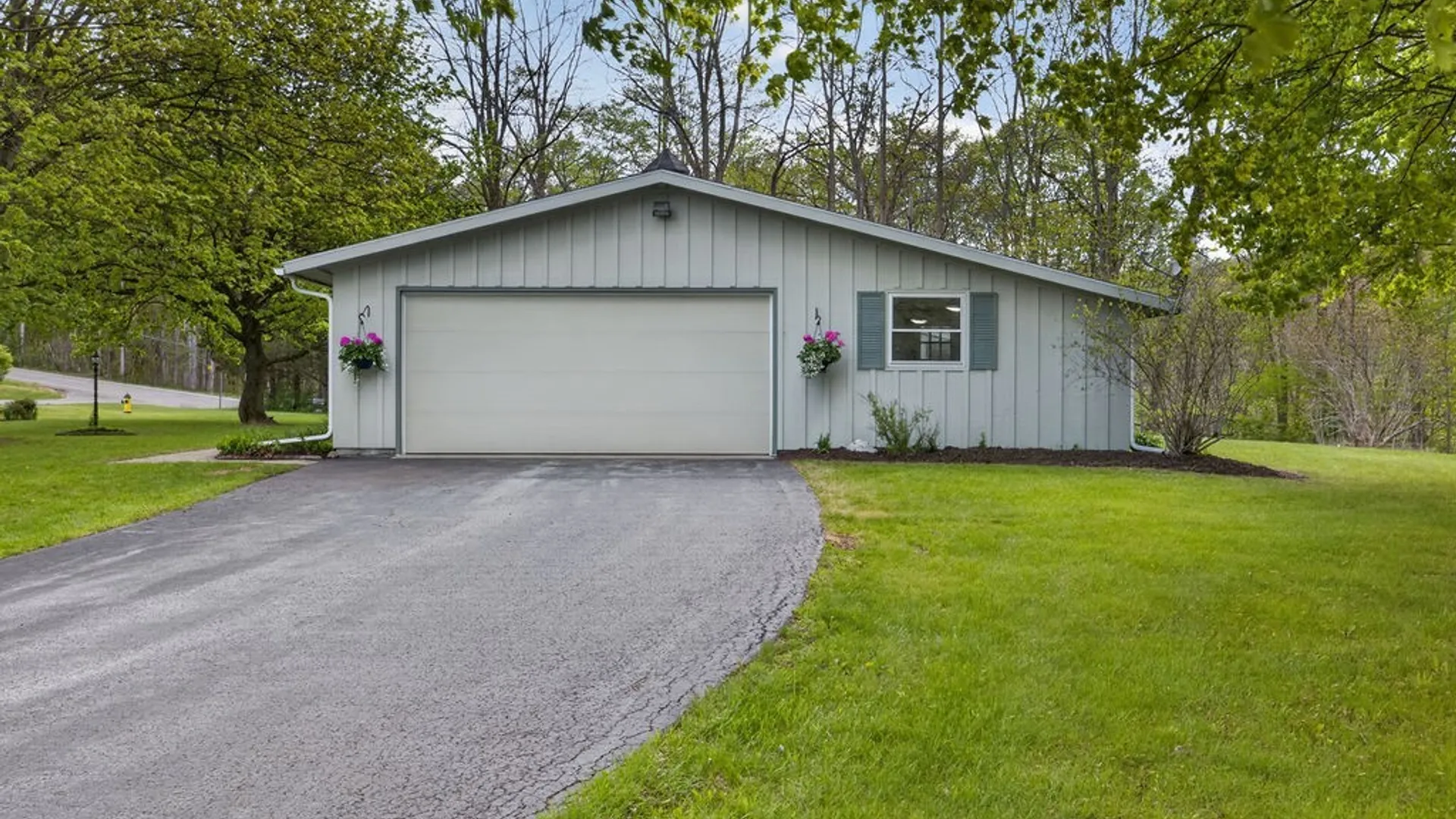 Property at 2403 Amidon Drive, Marcellus, NY 13108 3