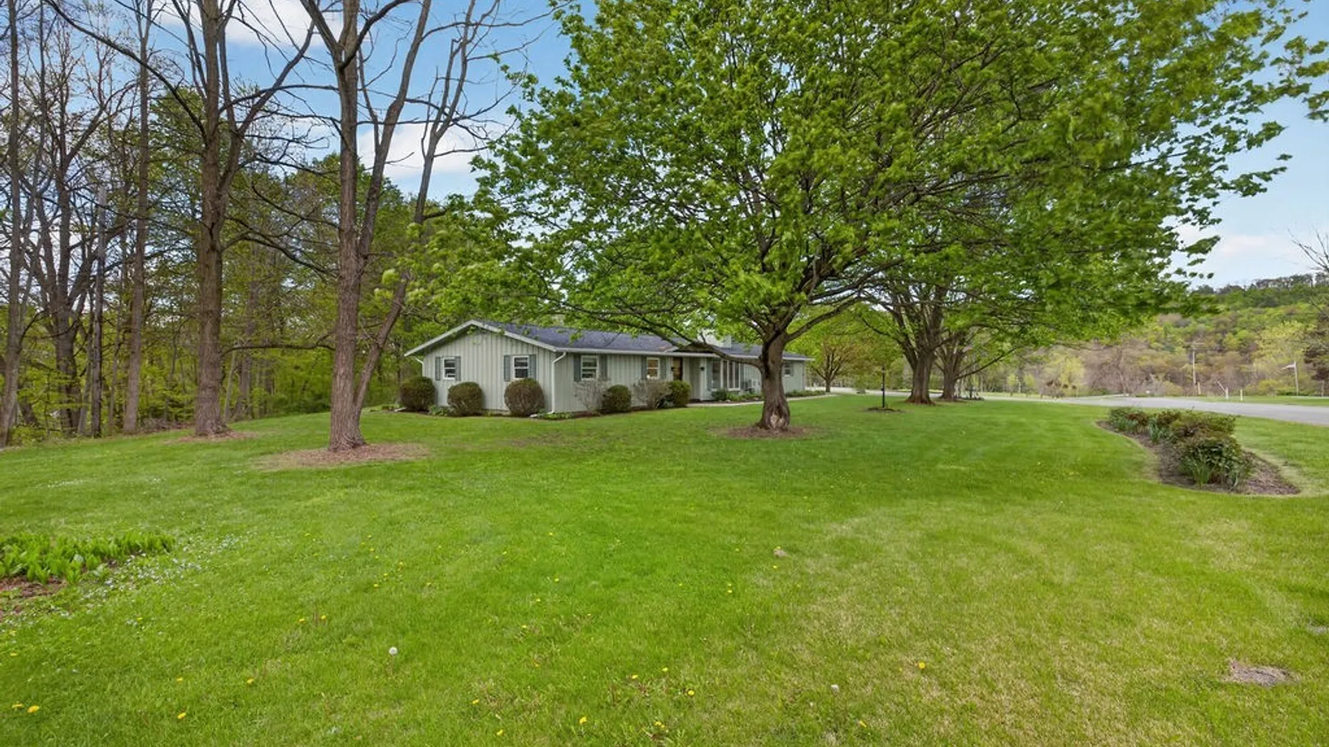 Property at 2403 Amidon Drive, Marcellus, NY 13108 5
